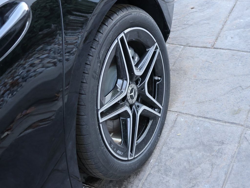 Used 2026 Night Black Mercedes-Benz CLA 250 image 40