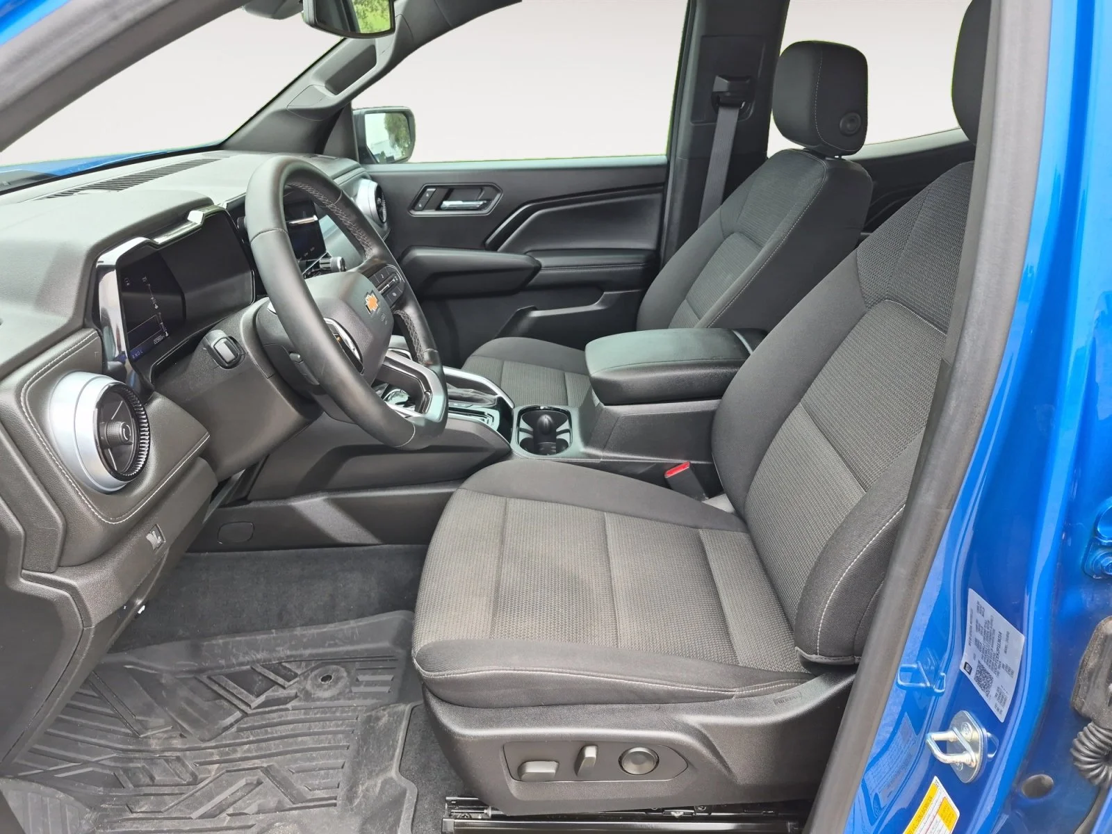 Used 2023 Glacier Blue Metallic Chevrolet 4WD LT image 22
