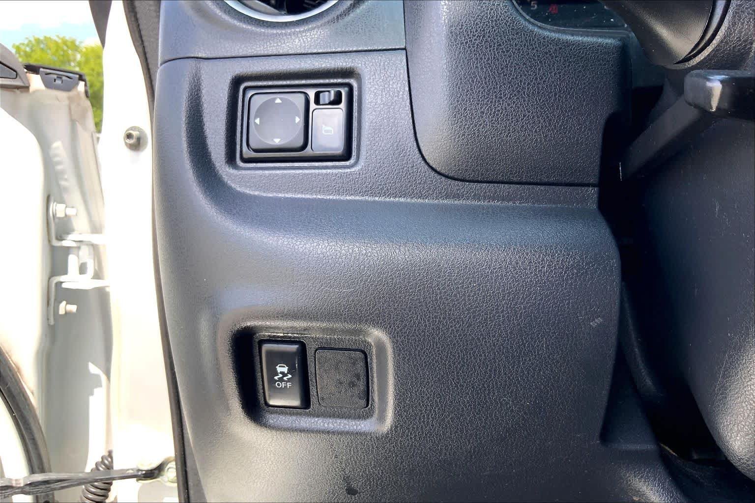 Used 2019 Fresh Powder Nissan SV image 33