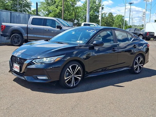 Used 2023 Black Nissan SR image 3