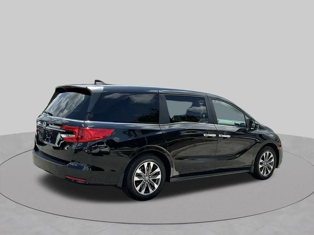 Used 2024  Honda EX-L image 13