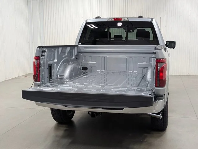New 2026 Iconic Silver Metallic Ford XLT image 60