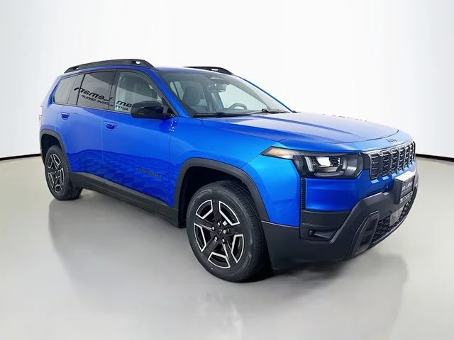 2026 Jeep Cherokee Laredo HEV 4X4's photo