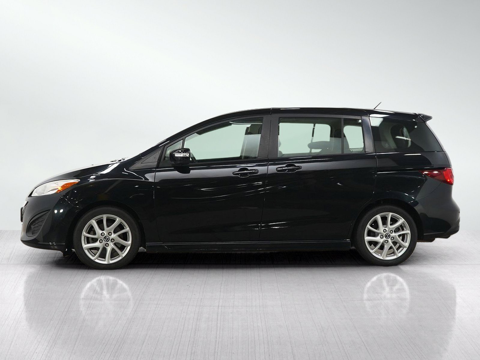 Used 2013 Mazda MAZDA5 Touring with VIN JM1CW2CLXD0157098 for sale in Burnsville, Minnesota
