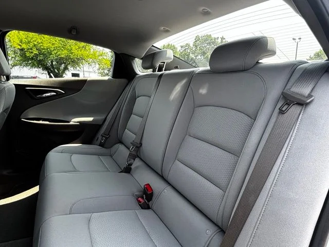 Used 2022 White Chevrolet LS image 22