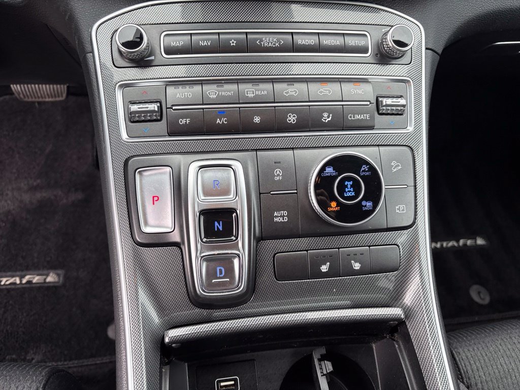 Used 2023 White Hyundai SEL image 15
