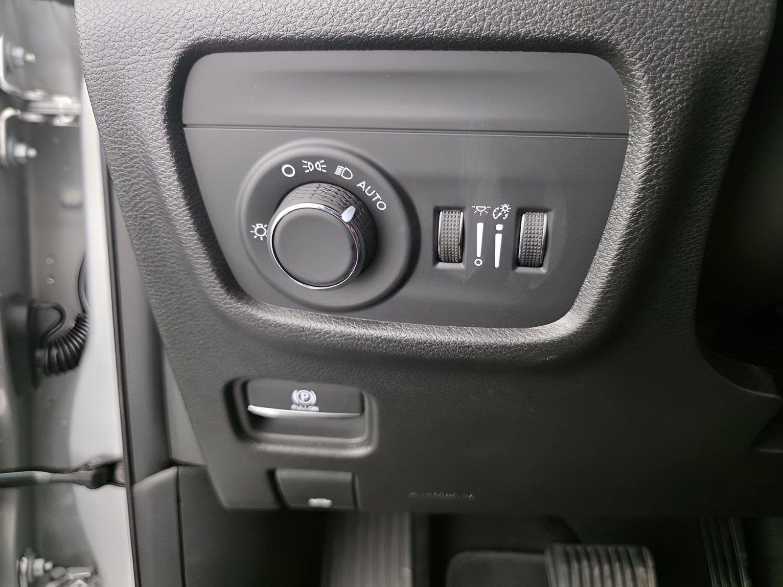 2025 Jeep Grand Cherokee L Laredo - Photo 37
