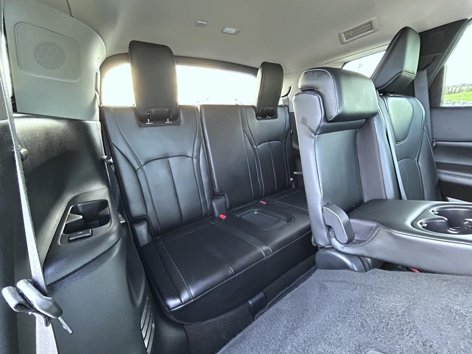 Used 2026 Gray INFINITI LUXE image 19