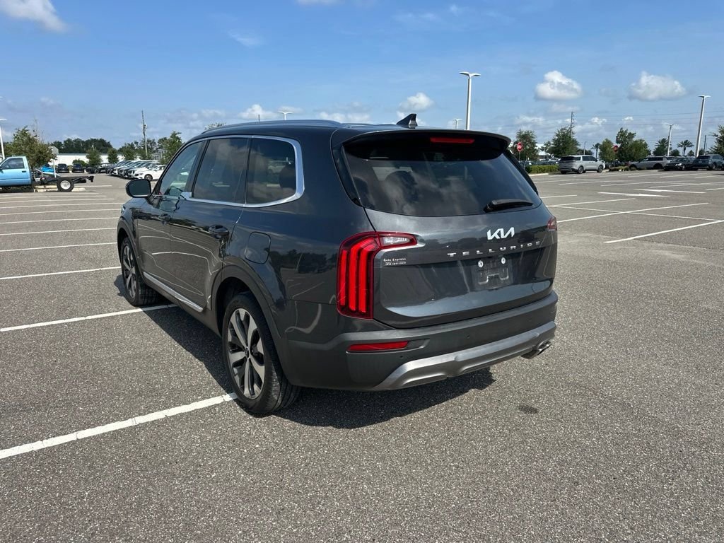 Certified Used 2022 Gray Kia EX image 8