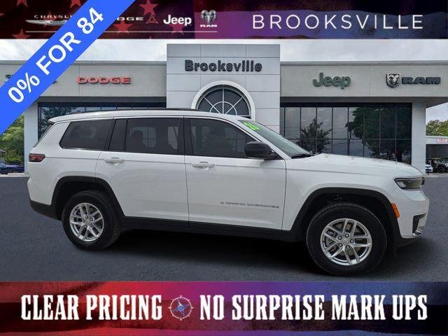New 2026 Bright White Clear-Coat Exterior Paint Jeep Laredo image 1