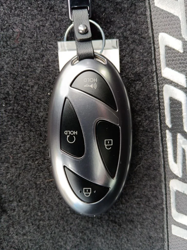 Used 2025 Ultimate Red Hyundai SEL Convenience image 37