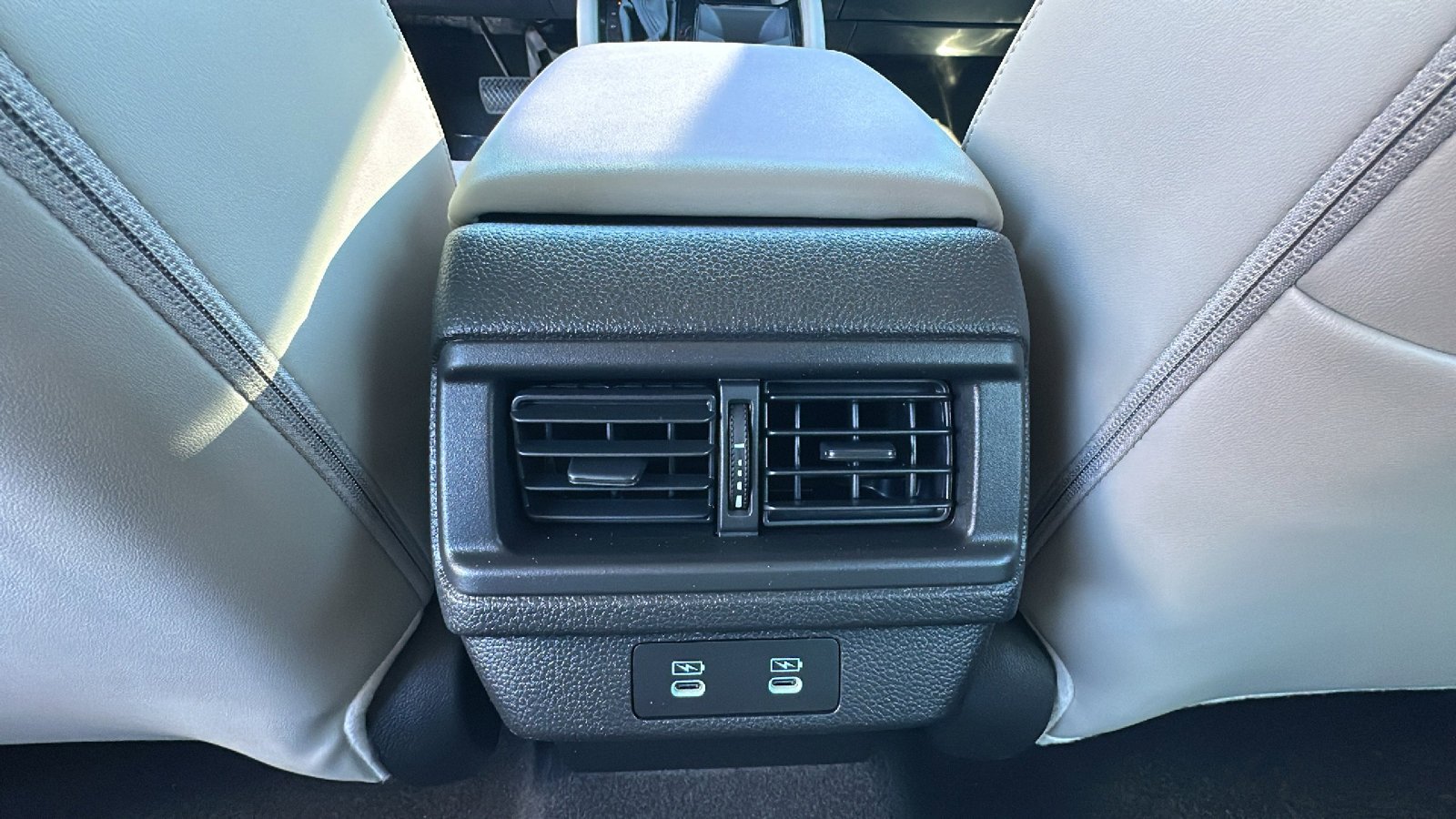 2025 Honda Accord Hybrid EX-L - Photo 25