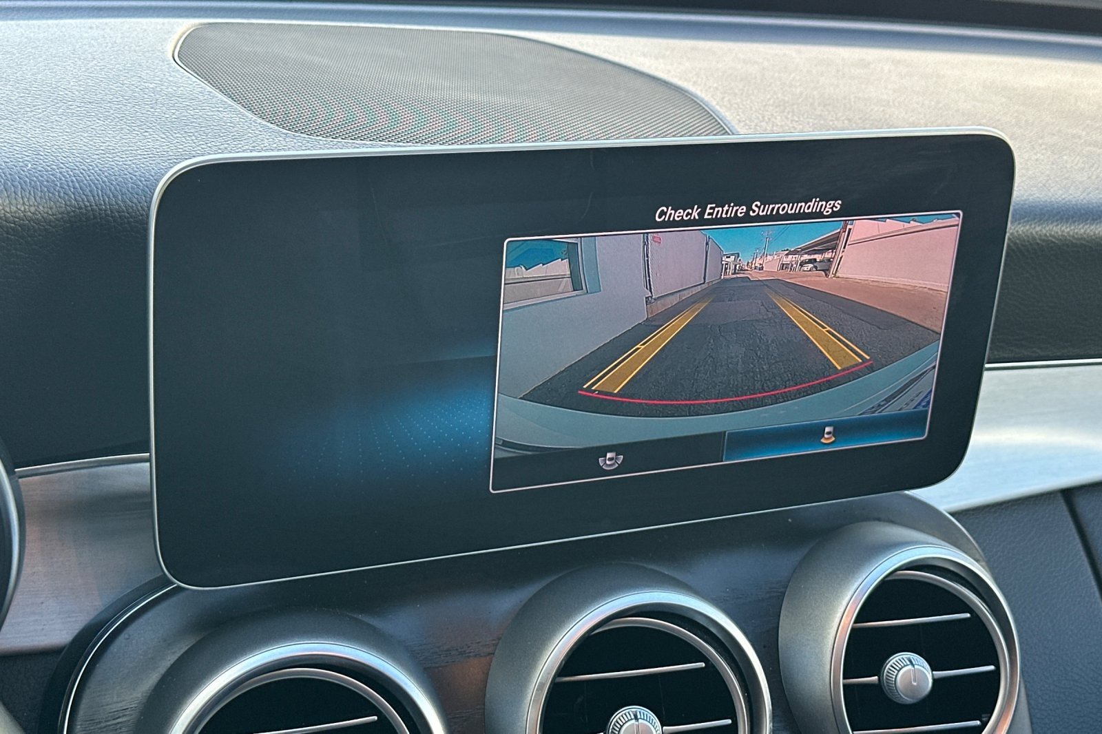 Used 2019 WHITE Mercedes-Benz C 300 image 17