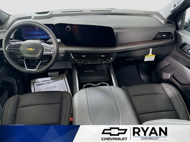 2026 Chevrolet Suburban Premier - Photo 24