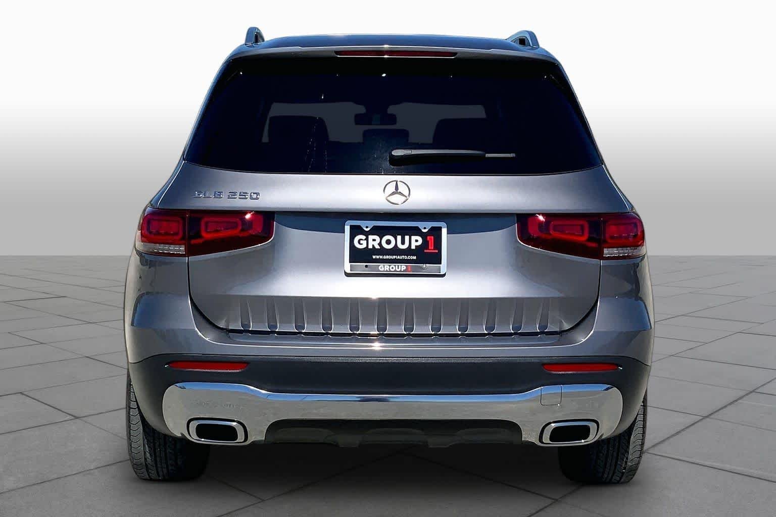Used 2023 Mountain Grey Metallic Mercedes-Benz GLB 250 image 5
