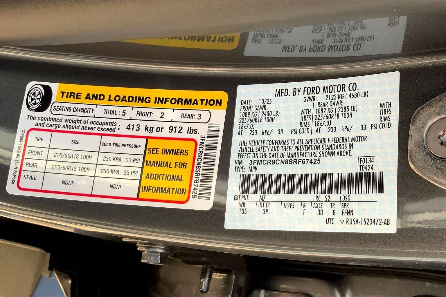 New 2025 Carbonized Gray Metallic Ford Outer Banks® image 20