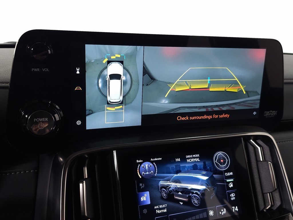 2025 LEXUS LX - Image 29