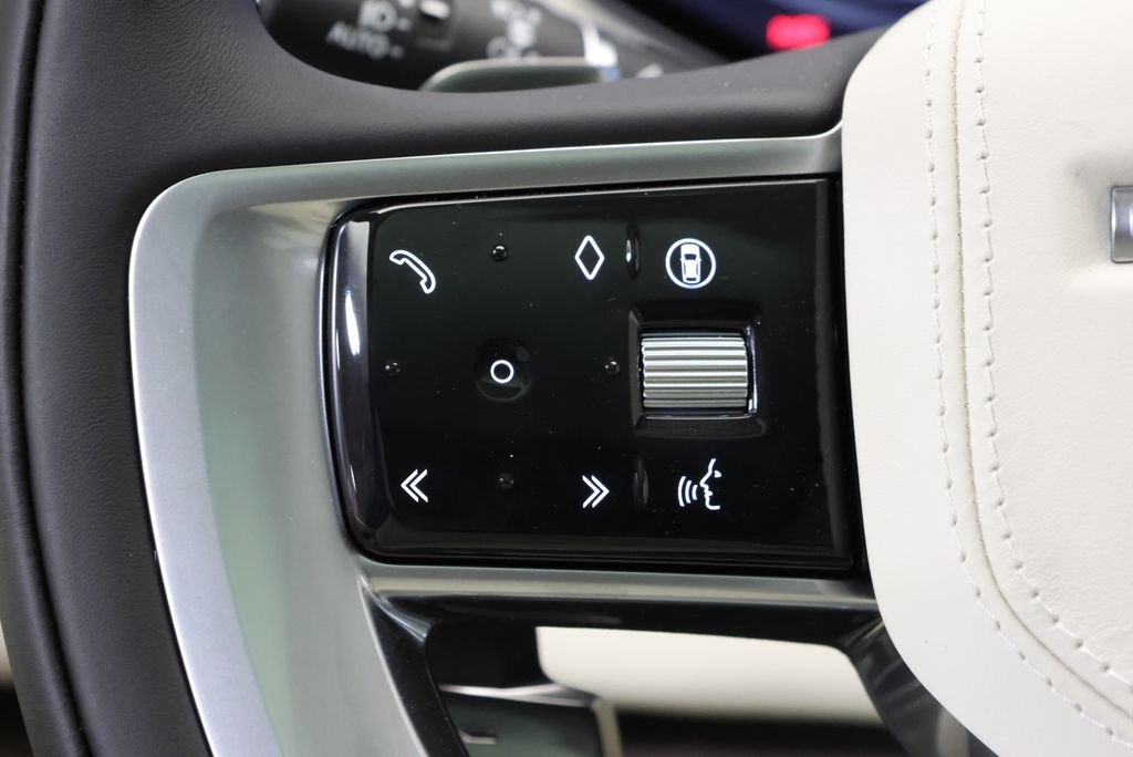 2026 Land Rover Range Rover SE - Photo 18