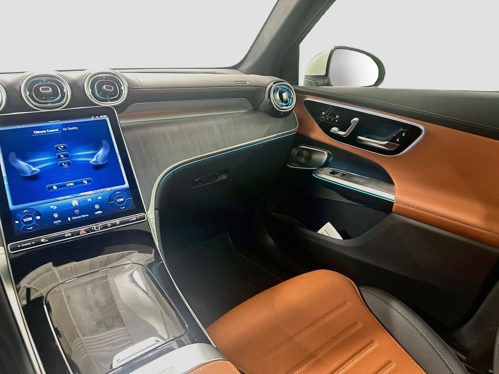 Certified Used 2026 Brown Mercedes-Benz GLC 300 image 24