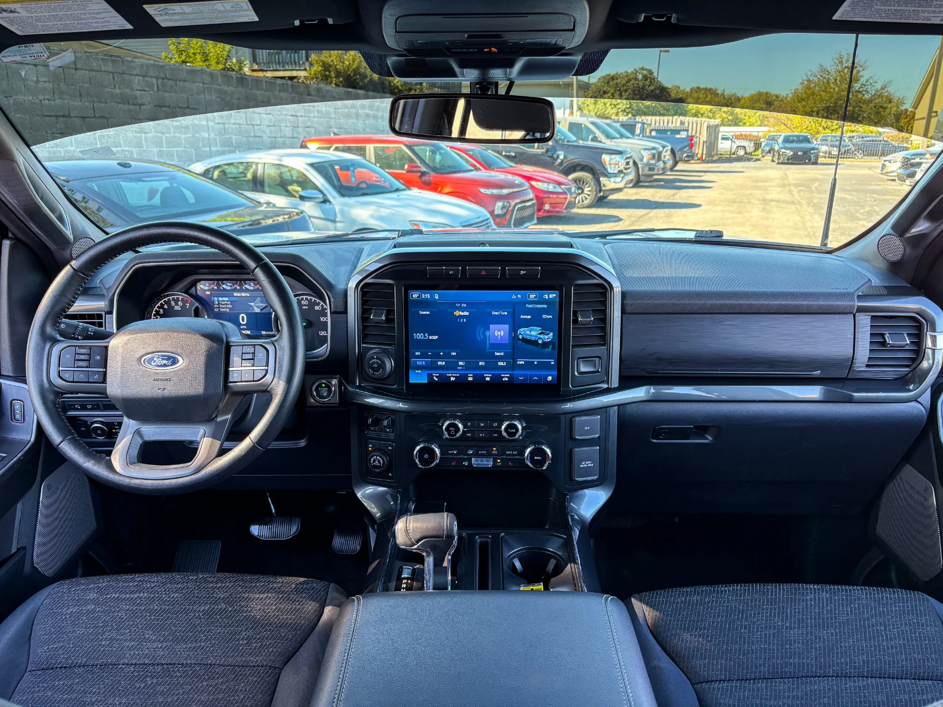 Used 2022 White Ford XLT image 2