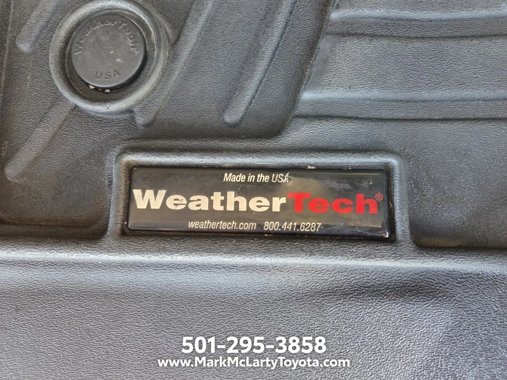 Used 2018 White Ford Limited image 20