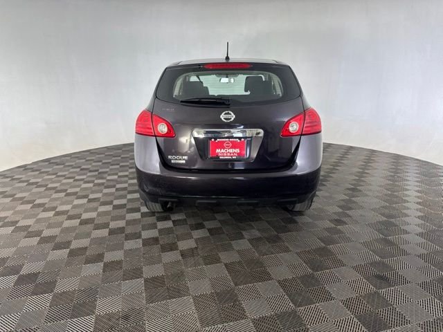 Used 2015 Black Nissan S image 6