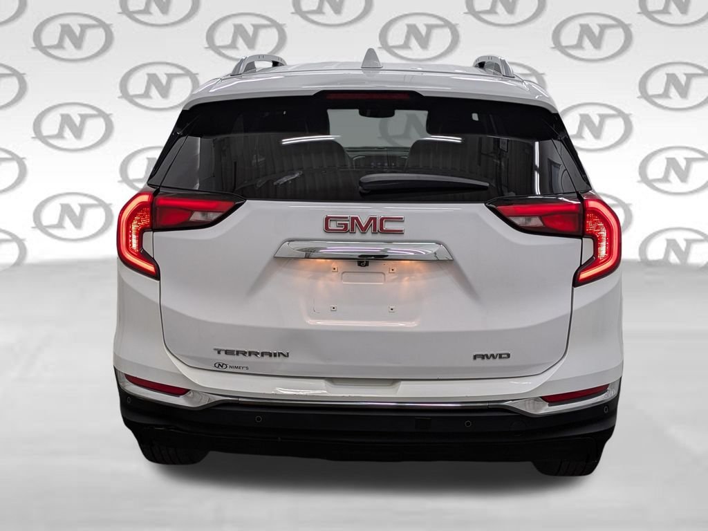 Used 2022 White GMC SLT image 20