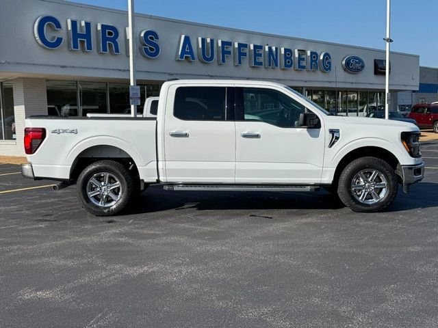 Used 2025 Oxford White Ford XLT image 1