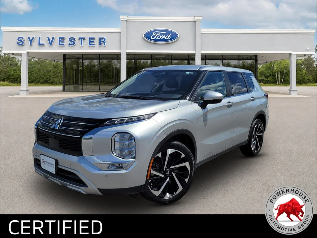 Used 2024  Mitsubishi SE image 1