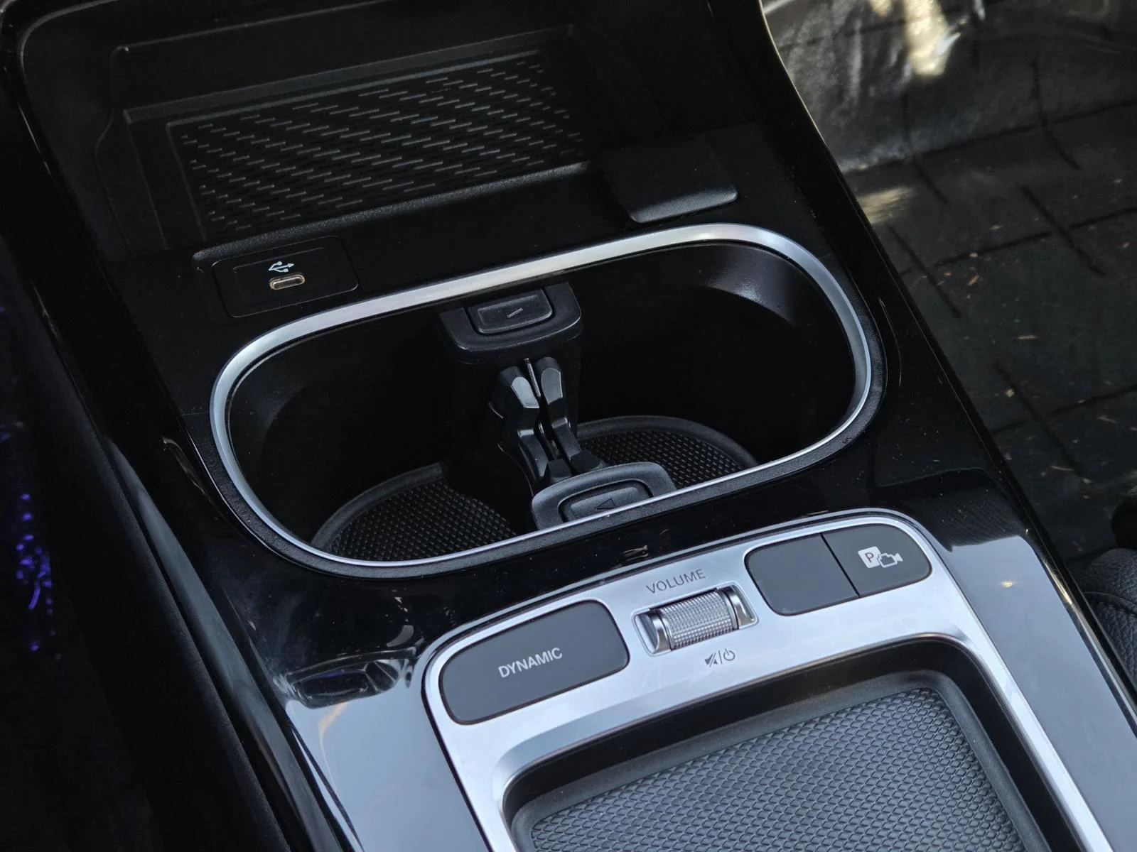 Used 2025 Mountain Grey Metallic Mercedes-Benz CLA 250 image 25