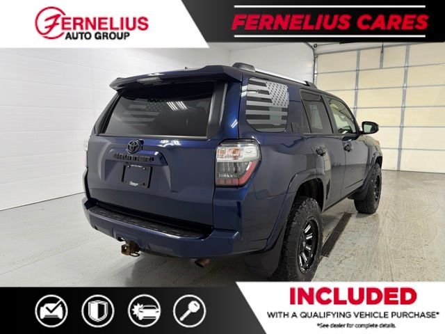 Used 2021 Blue Toyota SR5 image 8