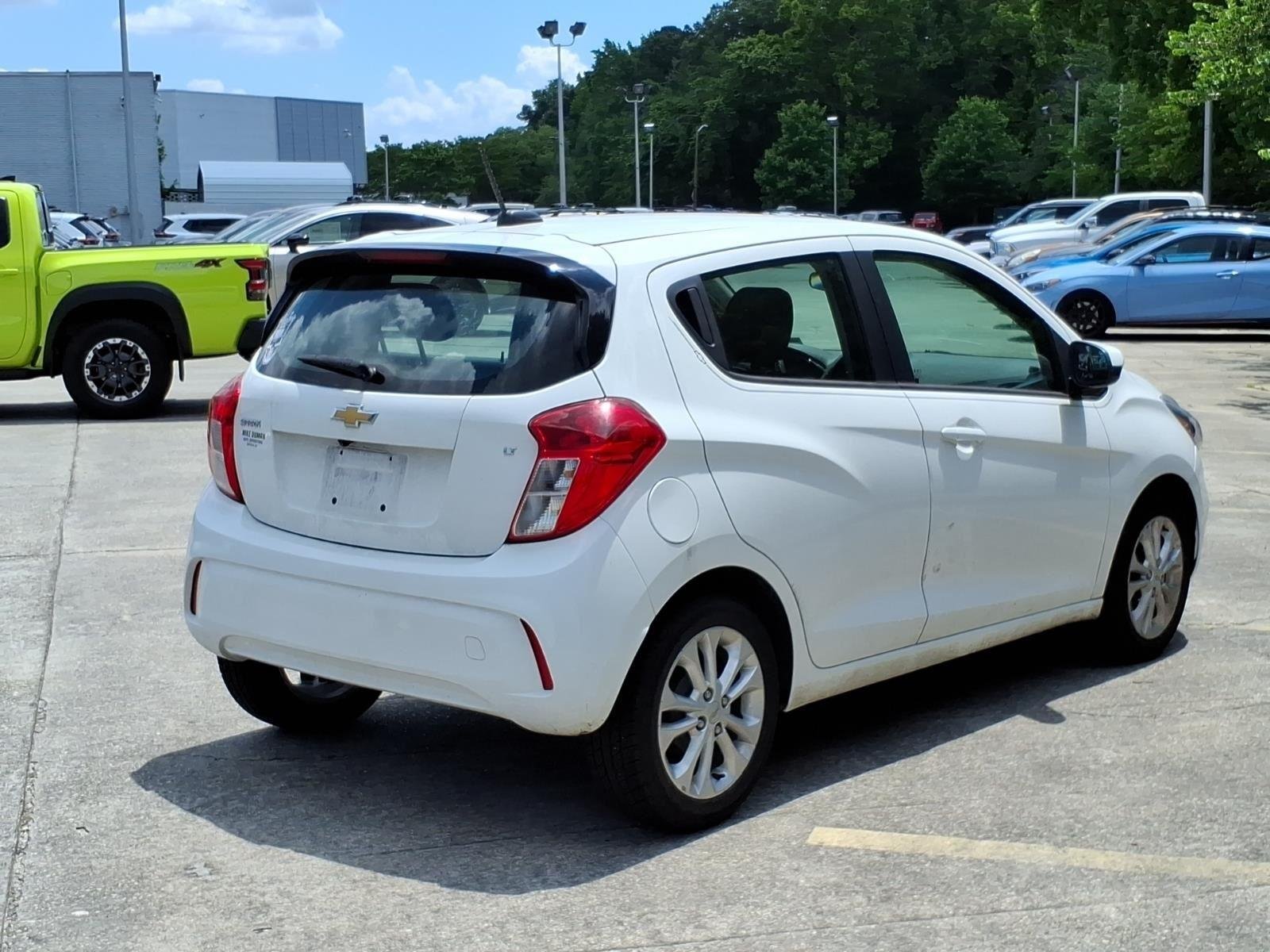 Used 2021 Summit White Chevrolet 1LT image 7
