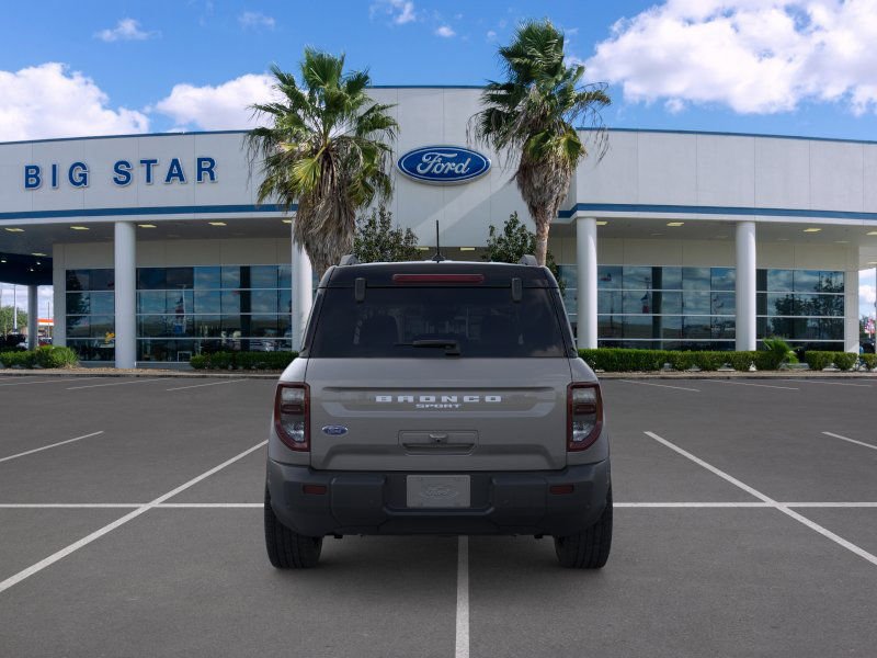 New 2025 Carbonized Gray Metallic Ford Outer Banks® image 5