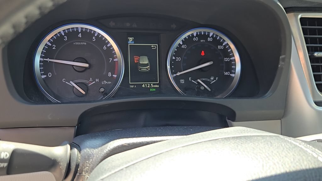 Used 2019 Celestial Silver Metallic Toyota SE image 12