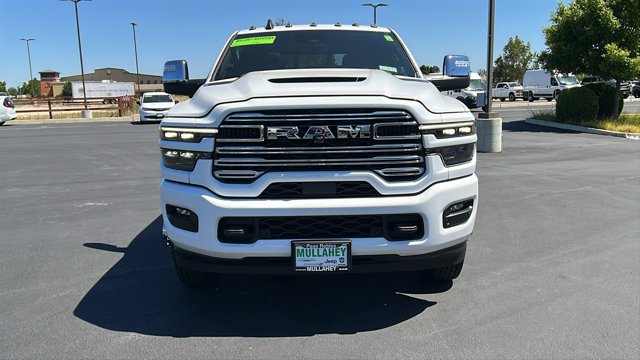New 2026 Bright White Clear-Coat Exterior Paint RAM Laramie image 8