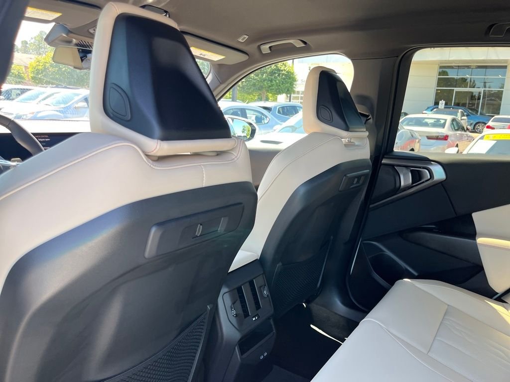 2026 BMW X3 30 - Photo 27
