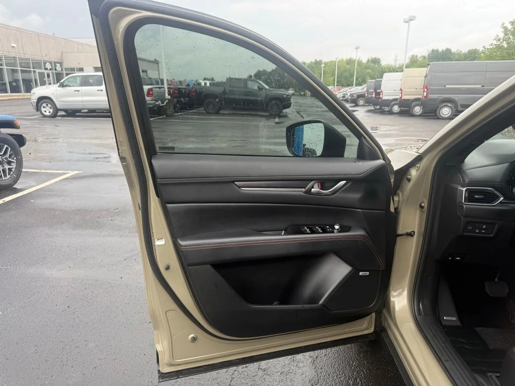 Certified Used 2025 Beige Mazda 2.5 Carbon Turbo image 10