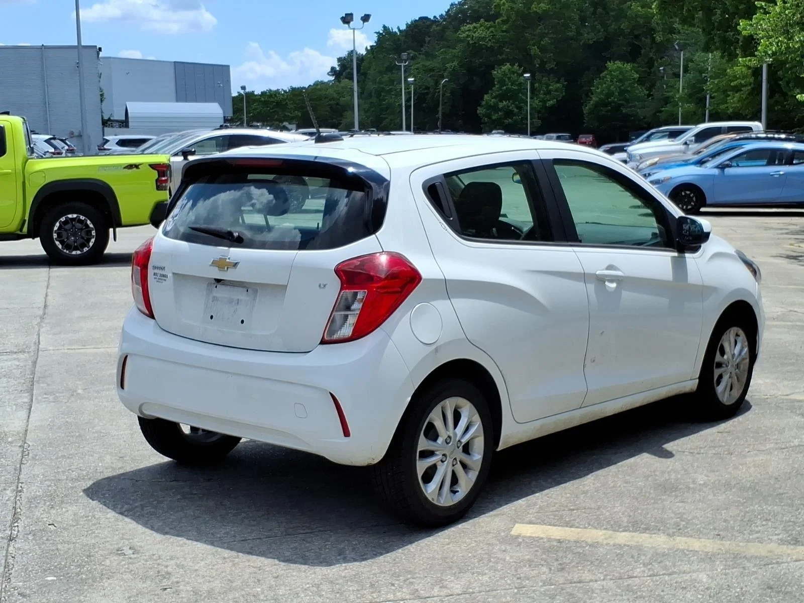 Used 2021 Summit White Chevrolet 1LT image 7
