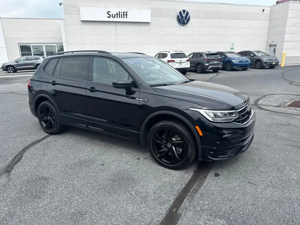 Certified Used 2023 Deep Black Pearl Volkswagen 2.0T SE R-Line Black image 21