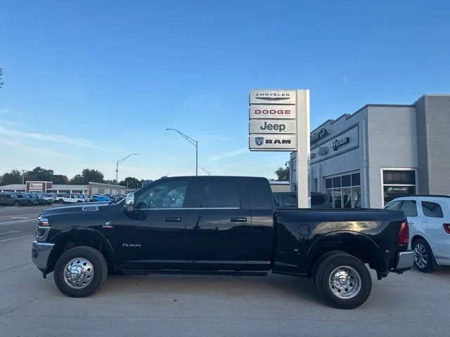 2027 RAM 3500 Pickup Limited/Longhorn