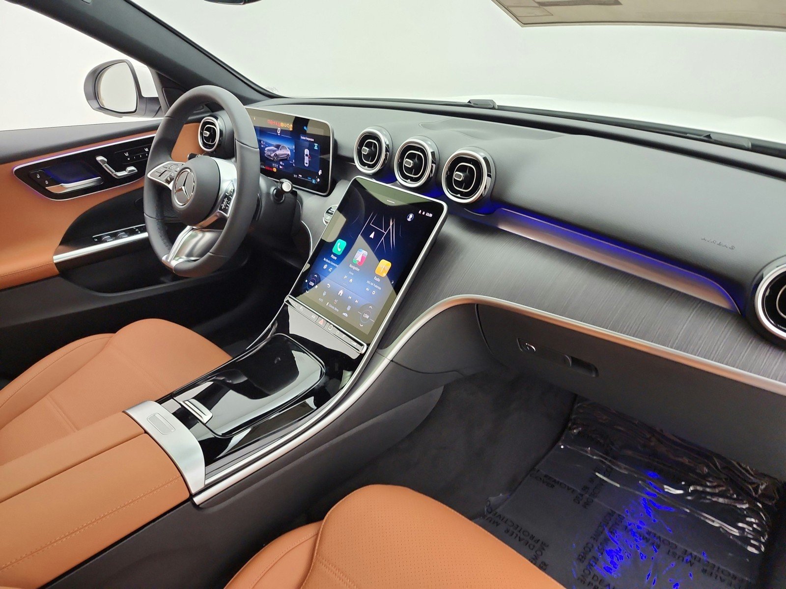 New 2026 Polar White Mercedes-Benz C 300 Sedan image 15