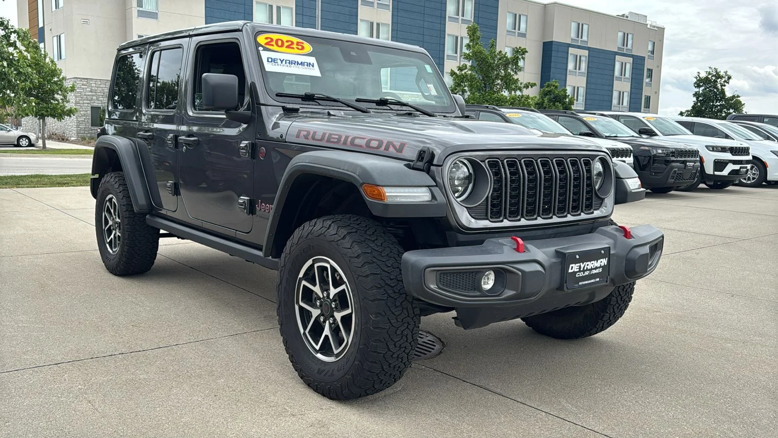 Used 2025 Gray Jeep Rubicon image 2