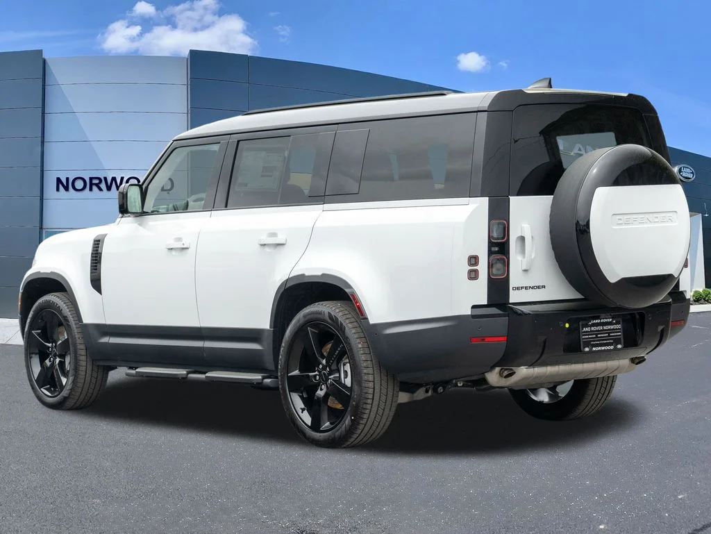 New 2026 Fuji White Land Rover S image 6