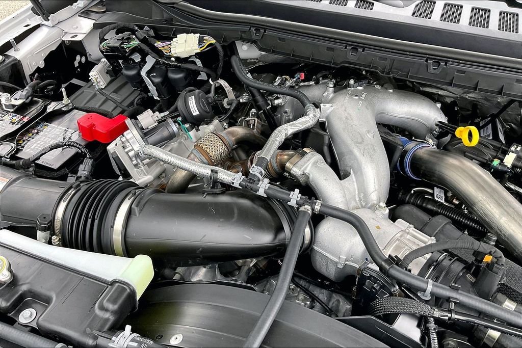 New 2026 Ford Super Duty F-250 Lariat 4D Crew Cab