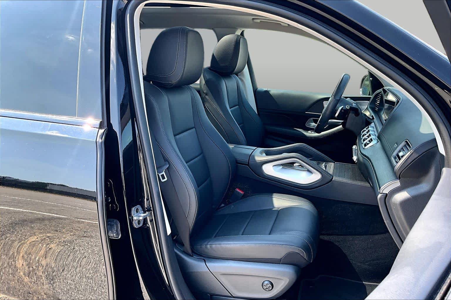 Used 2023 Black Mercedes-Benz GLS 450 image 9
