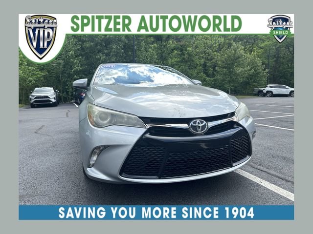 Silver 2015 Toyota Camry SE Sedan Front-Wheel Drive