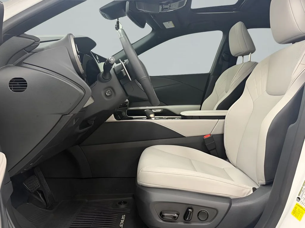 Used 2024 White Lexus 350h Premium image 10