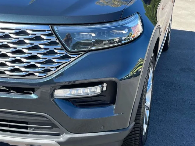Used 2022 Blue Metallic Ford Platinum image 9