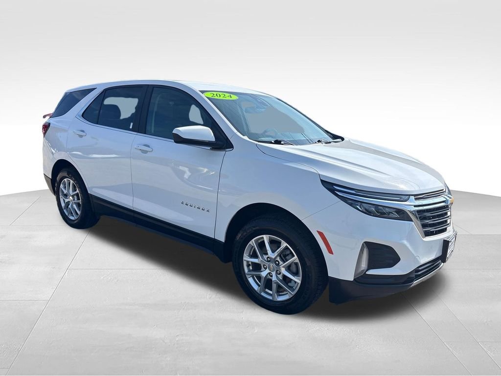 Used 2024 White Chevrolet LT image 7