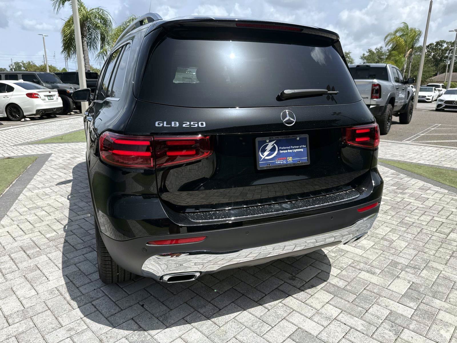 New 2026 Black Mercedes-Benz 250 SUV image 9
